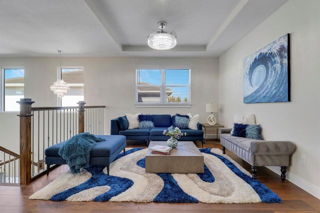 2475 NE Evinrude Circle, Jensen Beach, FL 34957