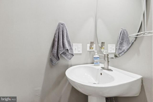 4645 KEARNEY CT, Alexandria, VA 22311