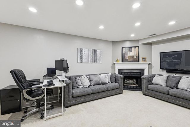 4645 KEARNEY CT, Alexandria, VA 22311