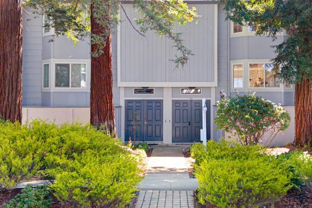 821 Montgomery Street, Mountain View, CA 94041