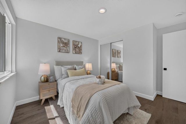 821 Montgomery Street, Mountain View, CA 94041