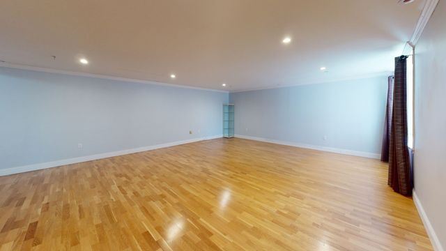 145 Hancock St 205, Braintree, MA 02184