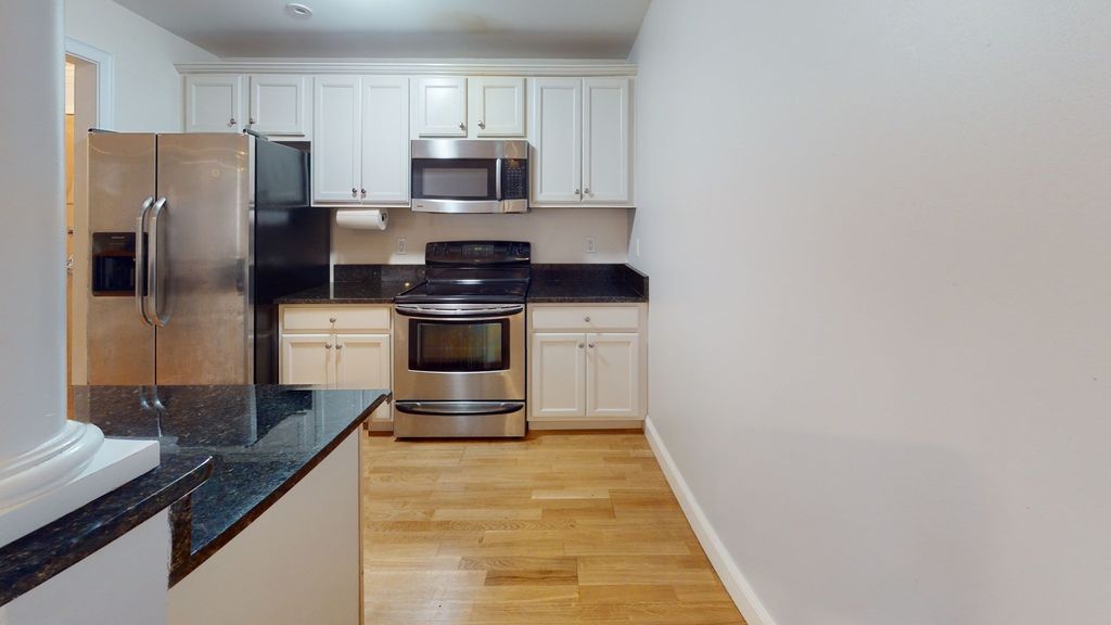 145 Hancock St 205, Braintree, MA 02184