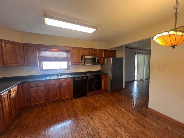 117 Prairie Road, Carterville, IL 62918