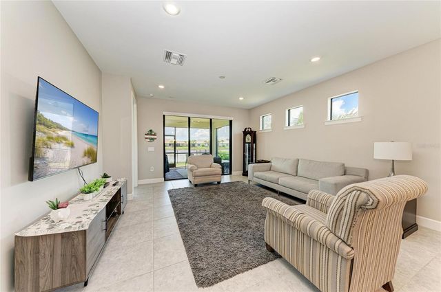 7018 HOLBROOK COVE, Bradenton, FL 34202