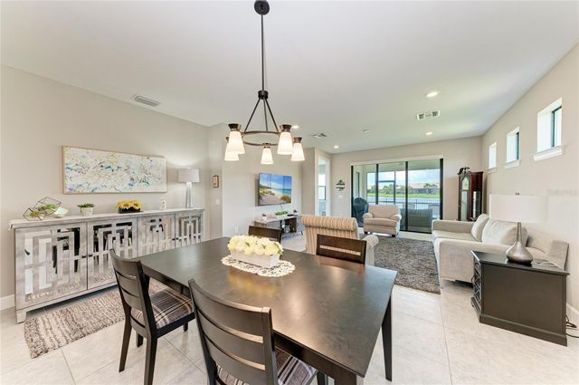 7018 HOLBROOK COVE, Bradenton, FL 34202