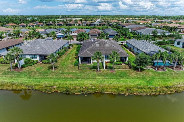 7018 HOLBROOK COVE, Bradenton, FL 34202