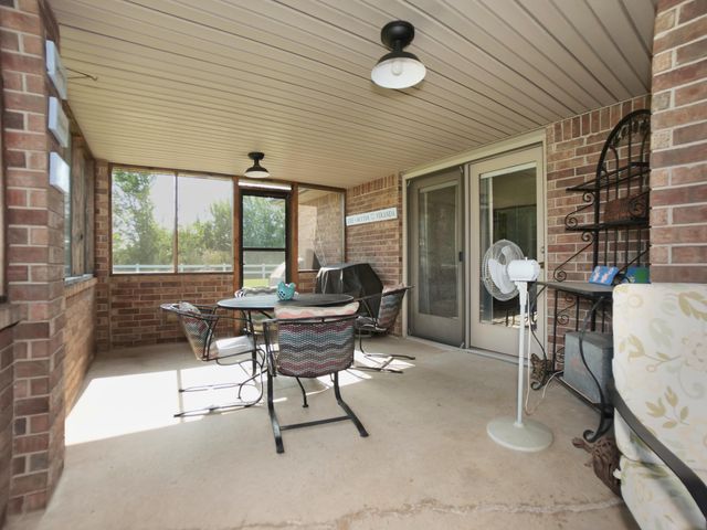 2017 Scott Lane, Miami, OK 74354