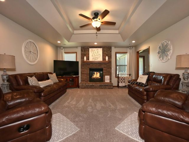 2017 Scott Lane, Miami, OK 74354