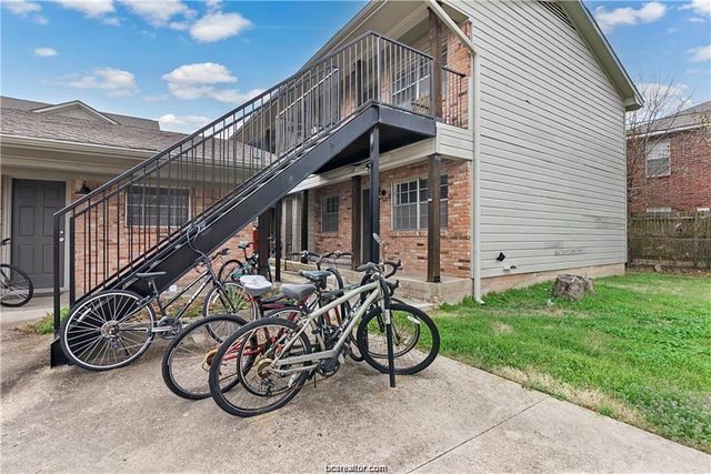 3906 Aspen Street B, Bryan, TX 77801