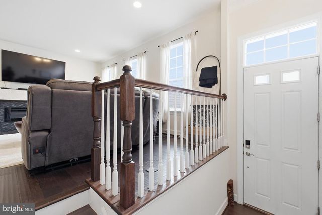 16653 DANRIDGE MANOR DR, Woodbridge, VA 22191