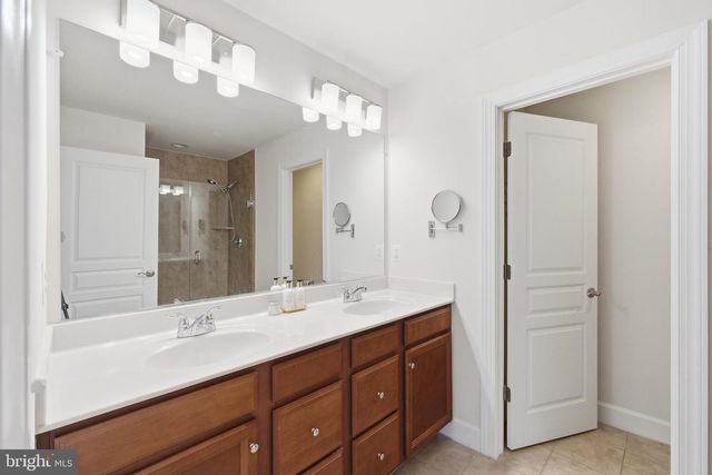 16653 DANRIDGE MANOR DR, Woodbridge, VA 22191