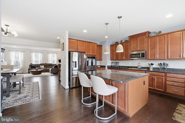16653 DANRIDGE MANOR DR, Woodbridge, VA 22191
