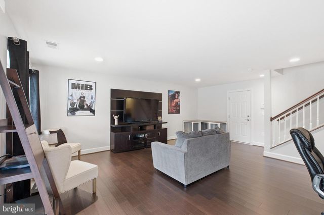 16653 DANRIDGE MANOR DR, Woodbridge, VA 22191