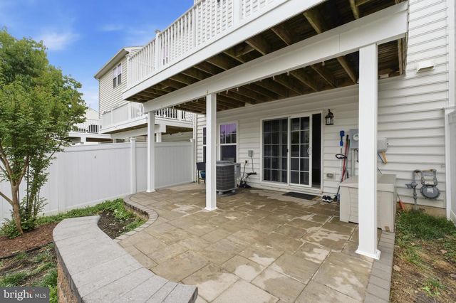 16653 DANRIDGE MANOR DR, Woodbridge, VA 22191
