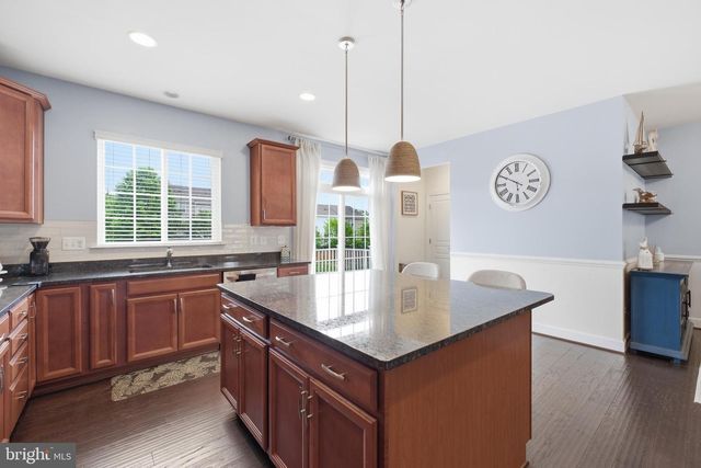 16653 DANRIDGE MANOR DR, Woodbridge, VA 22191