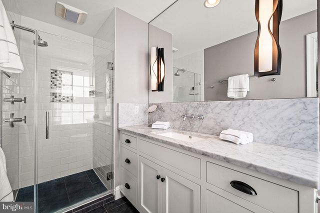 261 FARM RD, Haverford, PA 19041