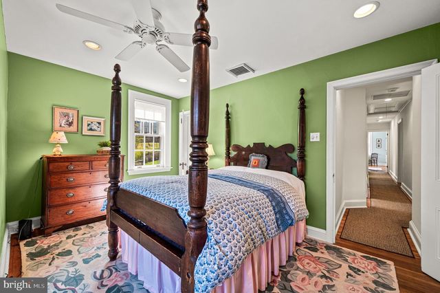 261 FARM RD, Haverford, PA 19041