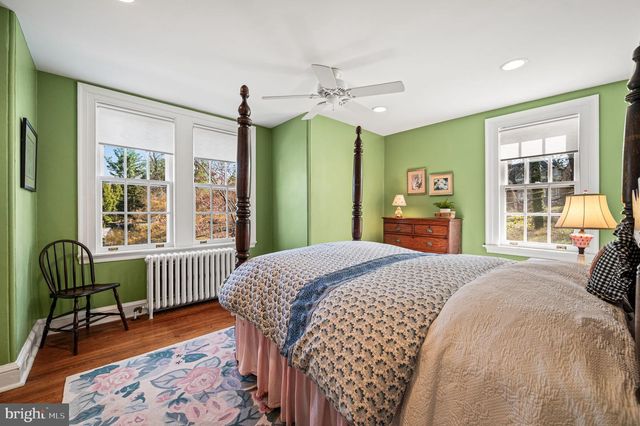 261 FARM RD, Haverford, PA 19041