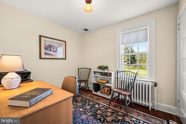 261 FARM RD, Haverford, PA 19041