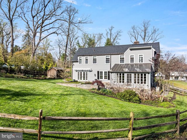 261 FARM RD, Haverford, PA 19041