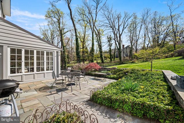 261 FARM RD, Haverford, PA 19041