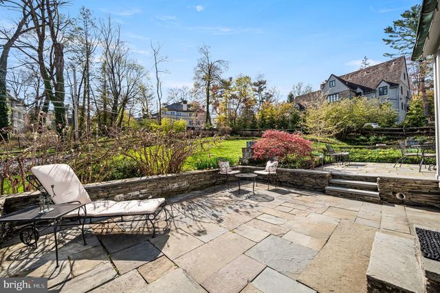 261 FARM RD, Haverford, PA 19041