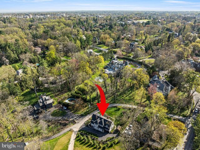 261 FARM RD, Haverford, PA 19041