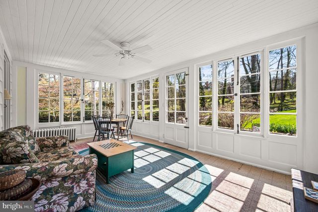 261 FARM RD, Haverford, PA 19041