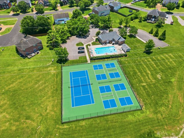 107 Brant Ln, Hendersonville, TN 37075