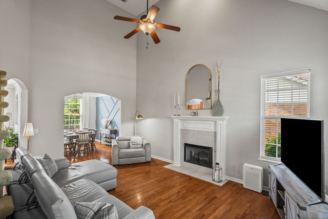 107 Brant Ln, Hendersonville, TN 37075