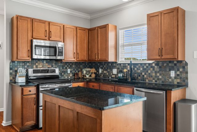 107 Brant Ln, Hendersonville, TN 37075