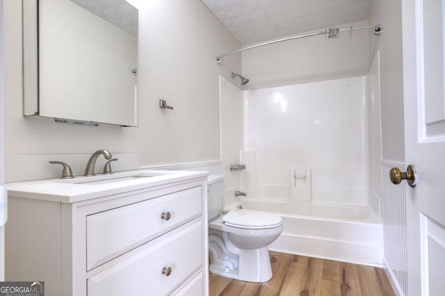 587 Wedgewood Drive, Alpharetta, GA 30009