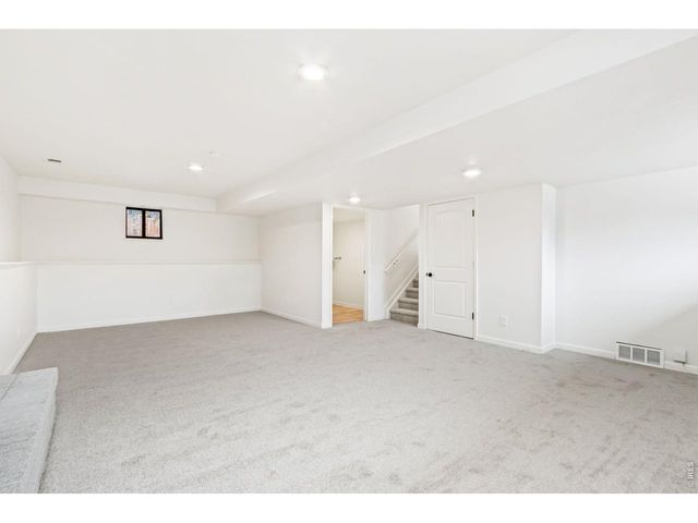 503 Honey Locust Dr, Loveland, CO 80538