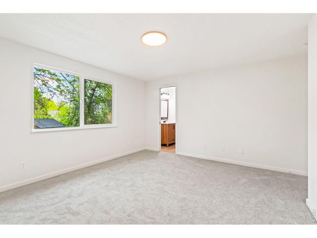 503 Honey Locust Dr, Loveland, CO 80538