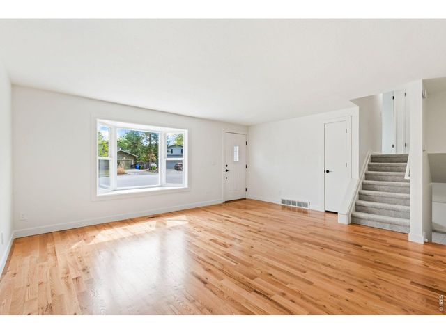 503 Honey Locust Dr, Loveland, CO 80538