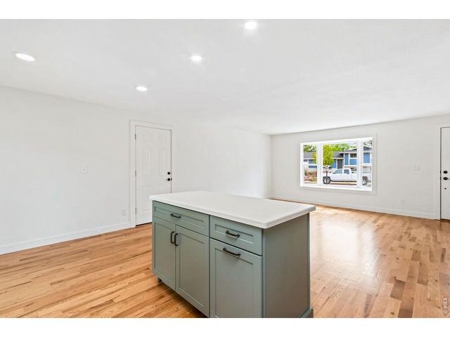 503 Honey Locust Dr, Loveland, CO 80538