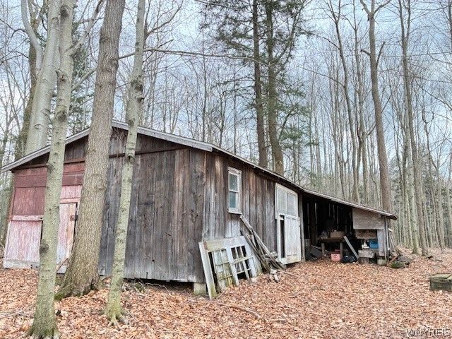 3811 Schintzius Road, Eden, NY 14057