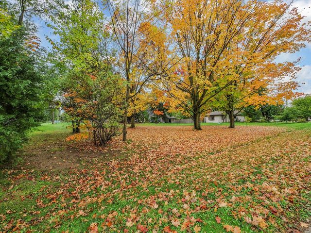 25171 N Virginia Avenue, Lake Zurich, IL 60047