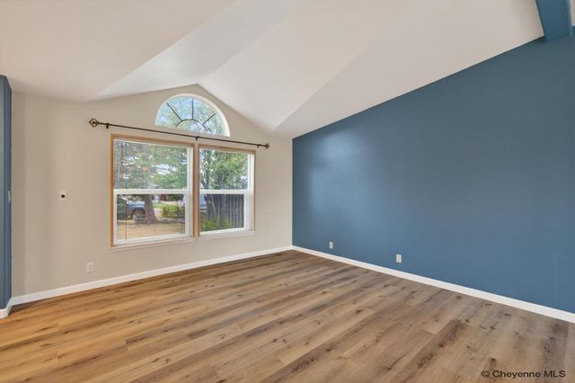 714 SUNRIDGE DR, Cheyenne, WY 82007