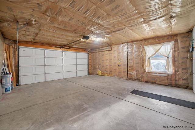 714 SUNRIDGE DR, Cheyenne, WY 82007