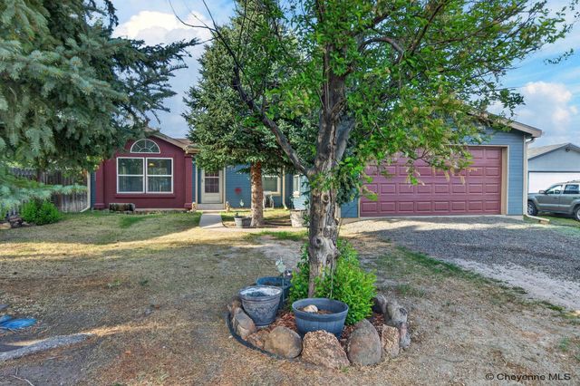 714 SUNRIDGE DR, Cheyenne, WY 82007