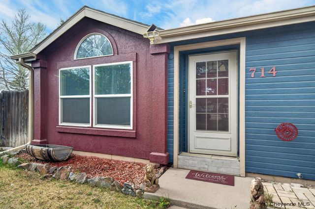 714 SUNRIDGE DR, Cheyenne, WY 82007