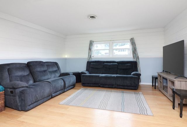 4N170 Wiant Road, West Chicago, IL 60185