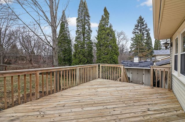 4N170 Wiant Road, West Chicago, IL 60185