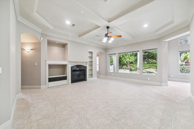 5215 Eagle Pointe Court, Sugar Land, TX 77479
