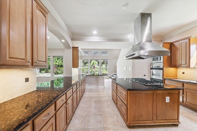 5215 Eagle Pointe Court, Sugar Land, TX 77479