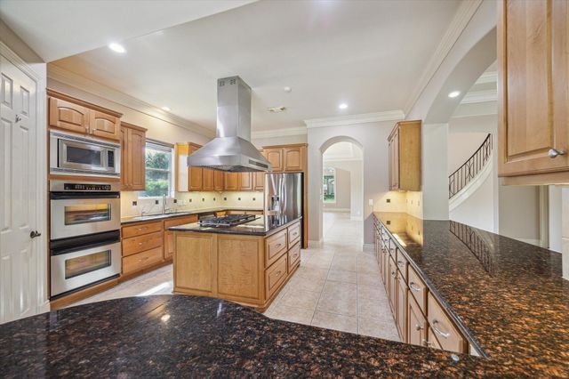 5215 Eagle Pointe Court, Sugar Land, TX 77479