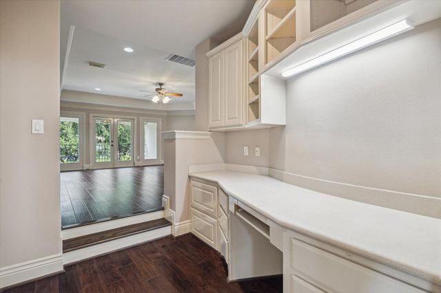 5215 Eagle Pointe Court, Sugar Land, TX 77479