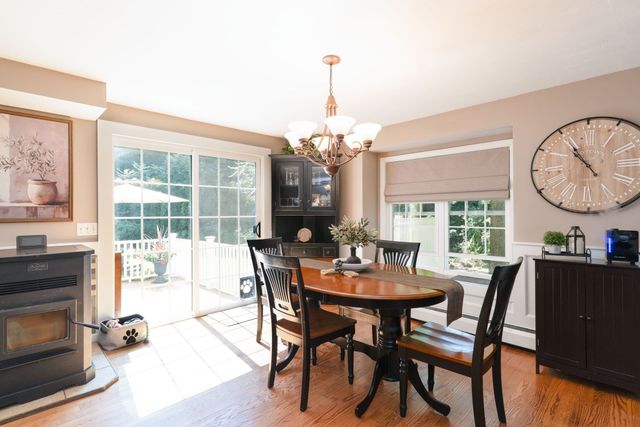 55 S Shore Dr, Sturbridge, MA 01566